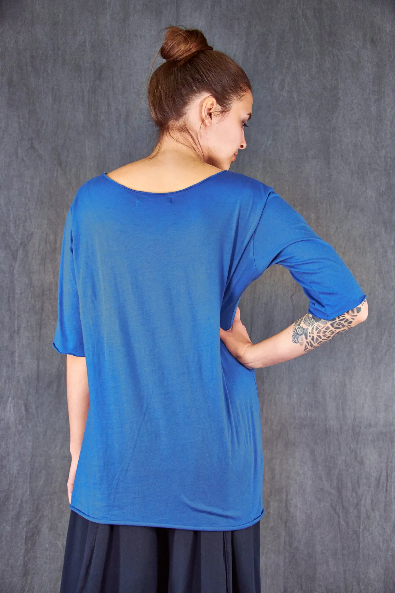 1569 Simple Layer Tee-Delft Blue-U