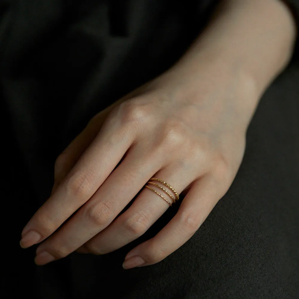 1.5mm Homespun Ring | R8103