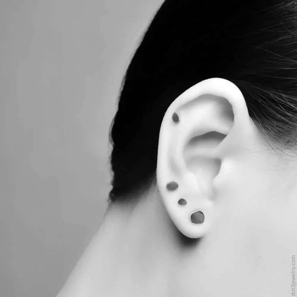 .313  THE RIVER PEBBLES | STUD SET