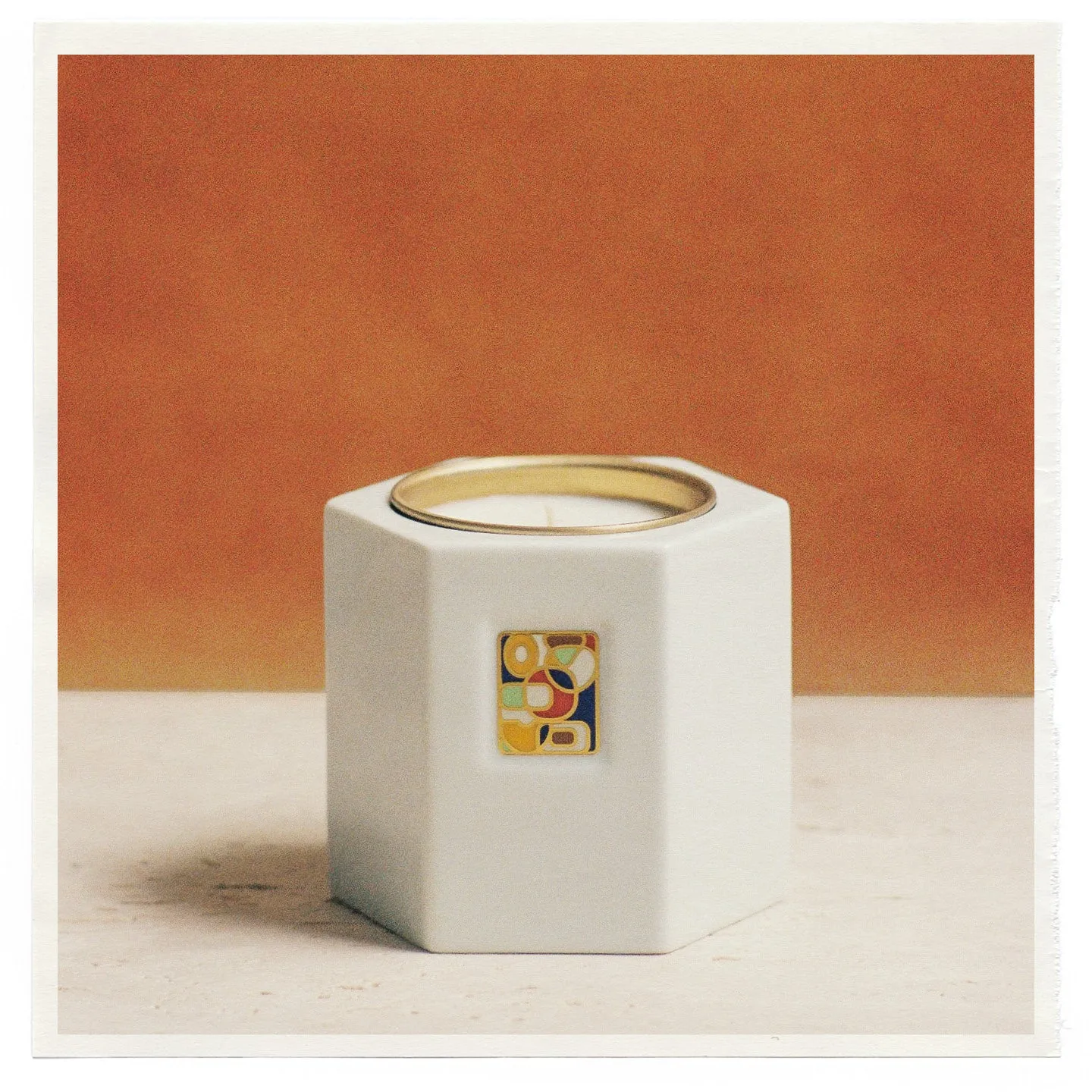 8m2 Candle