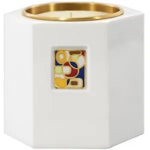 8m2 Candle