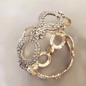 ALEXIS HOOP EARRINGS