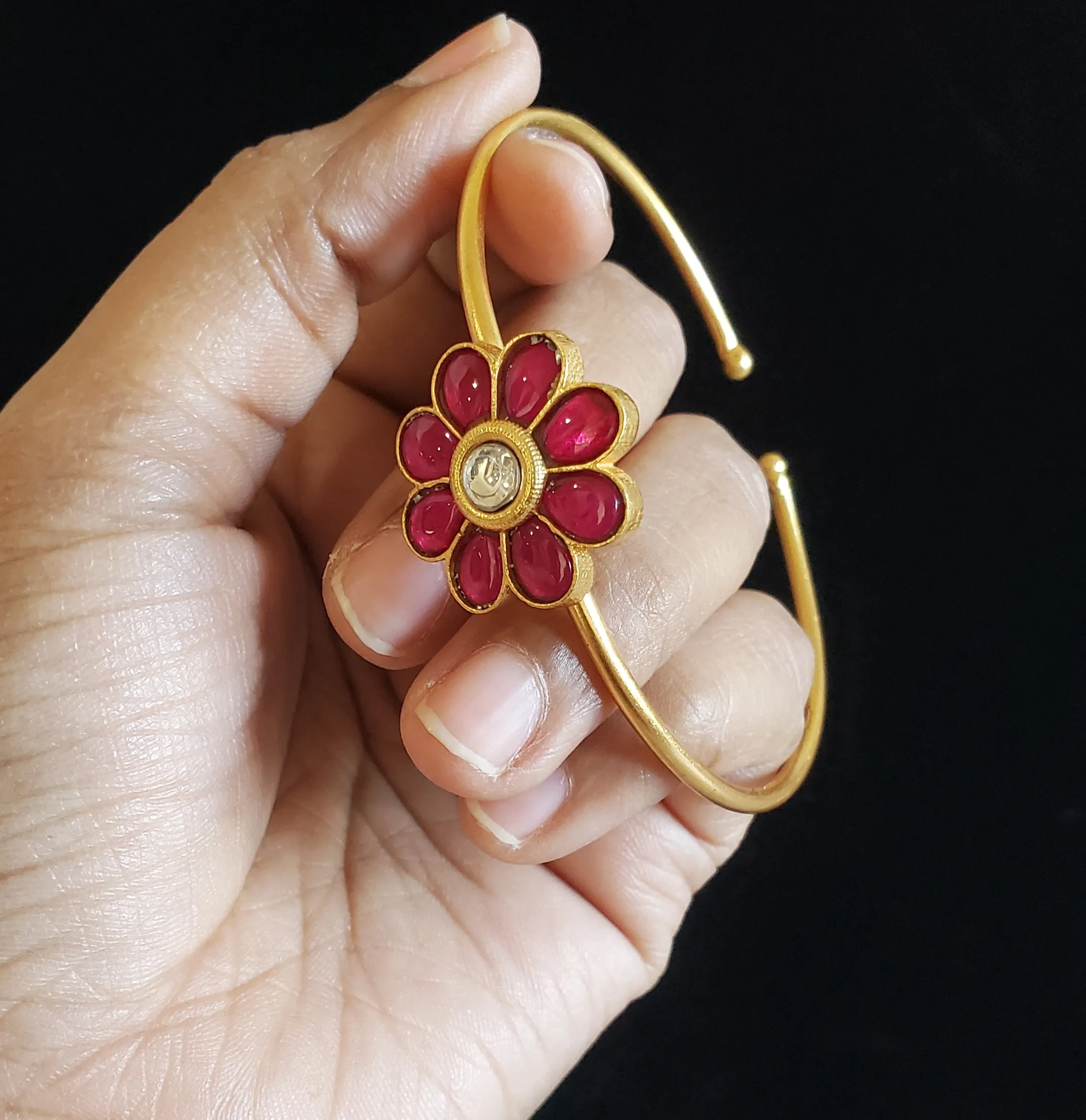 Bindu P Jadau Kundan Simple Kada Ruby