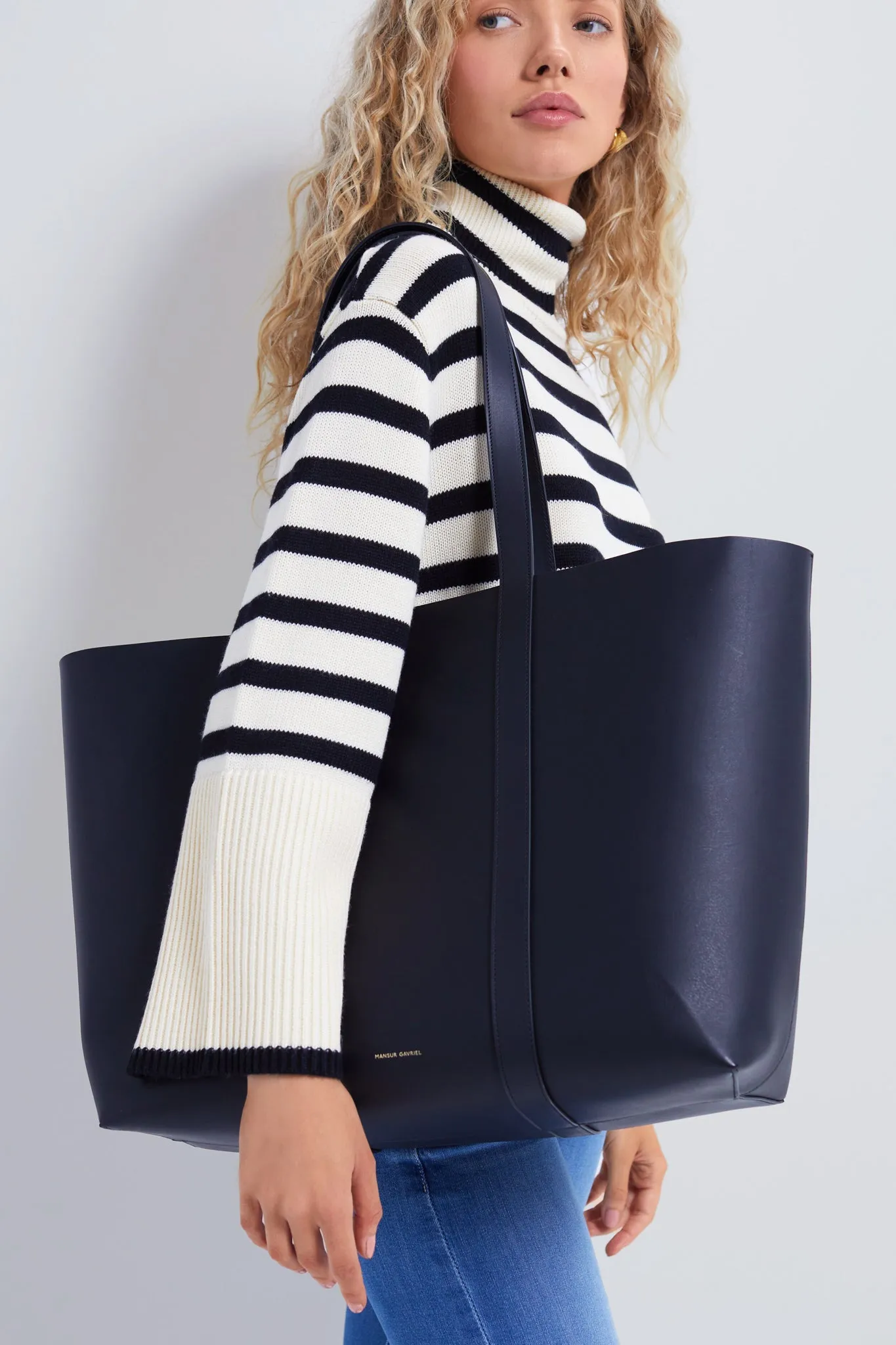 Black XL Tote
