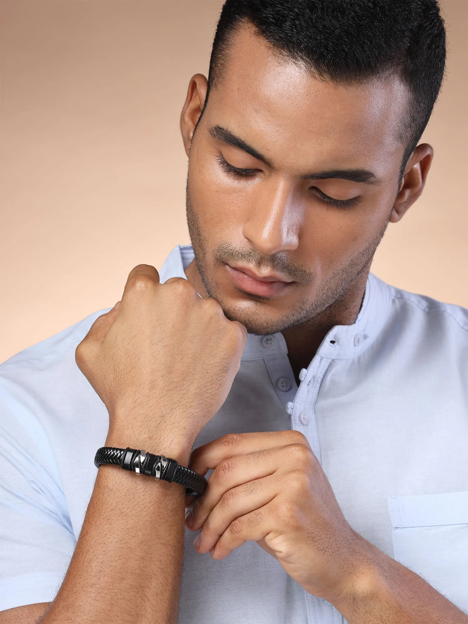 Bohey by KARATCART Black and Silver Link Bracelet for Men