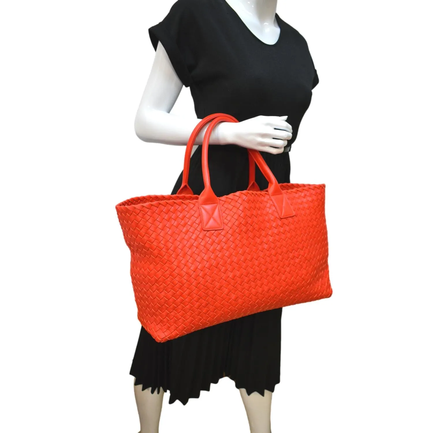 BOTTEGA VENETA Medium Cabat Intreccio Leather Tote Bag Red