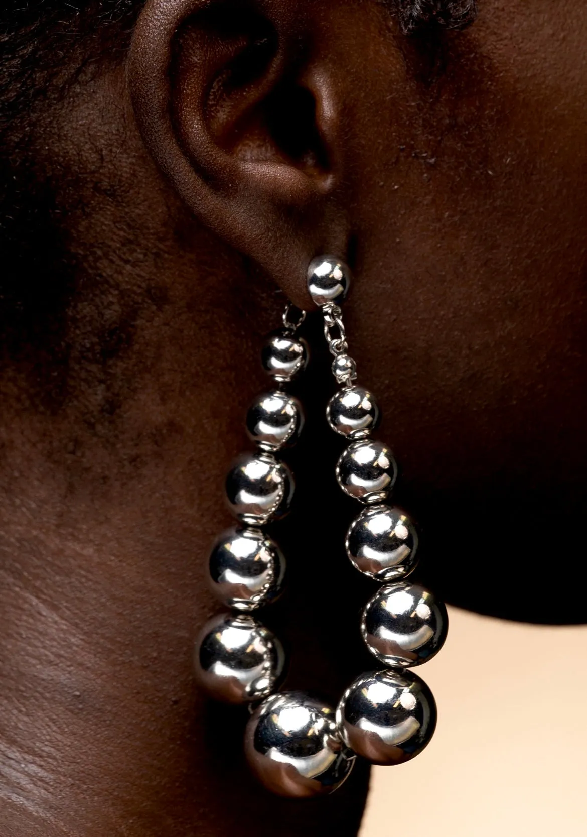 BRIANNA HOOP EARRINGS