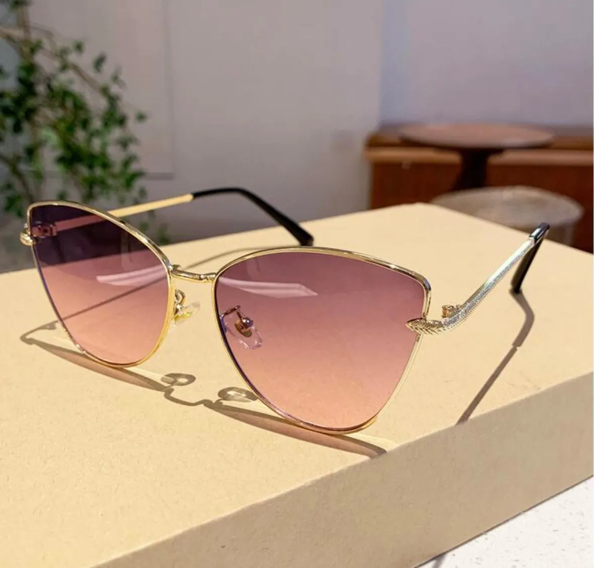 BROWN SUGAR FRAMES