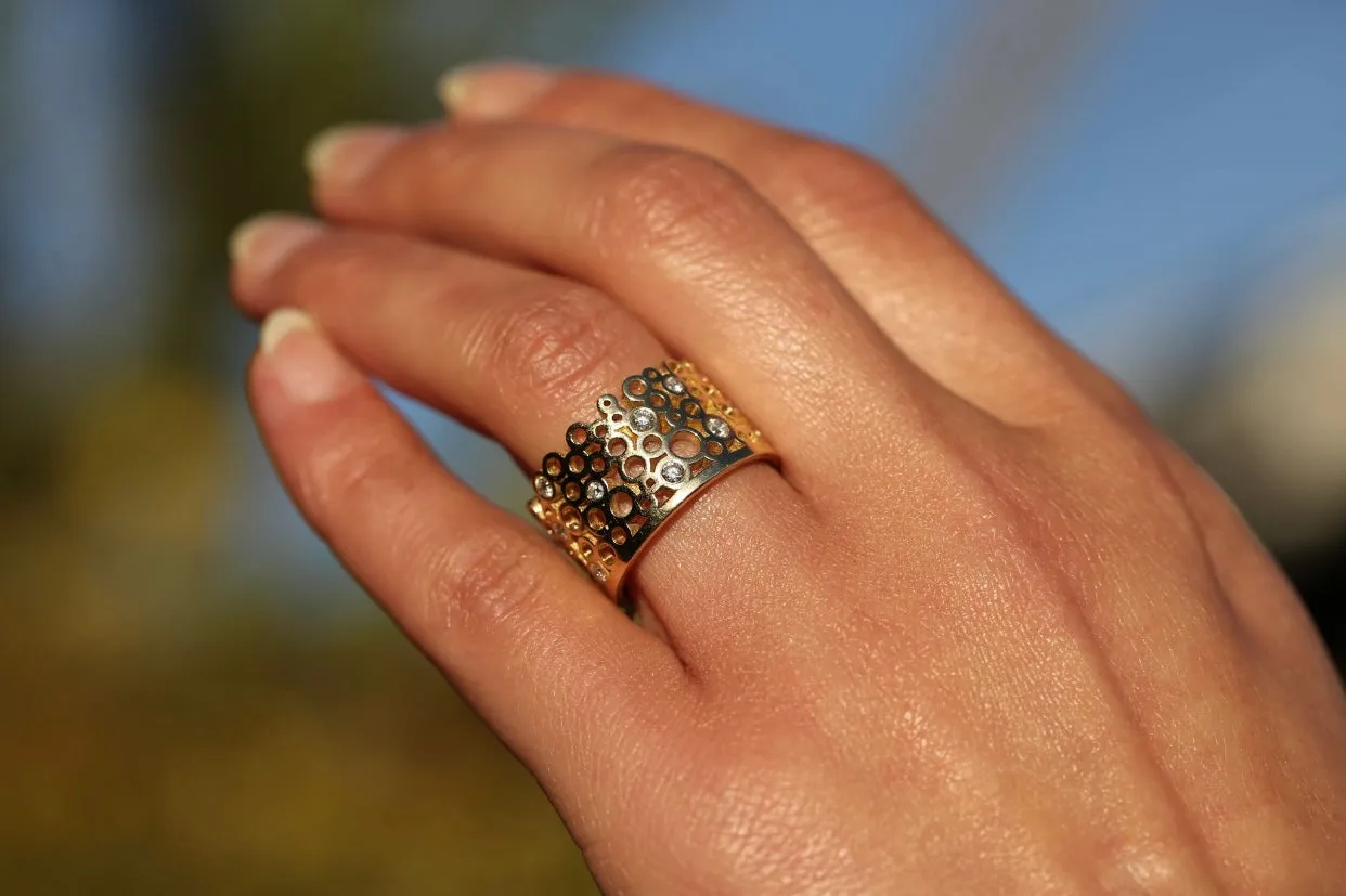 Bubble Diamond Band