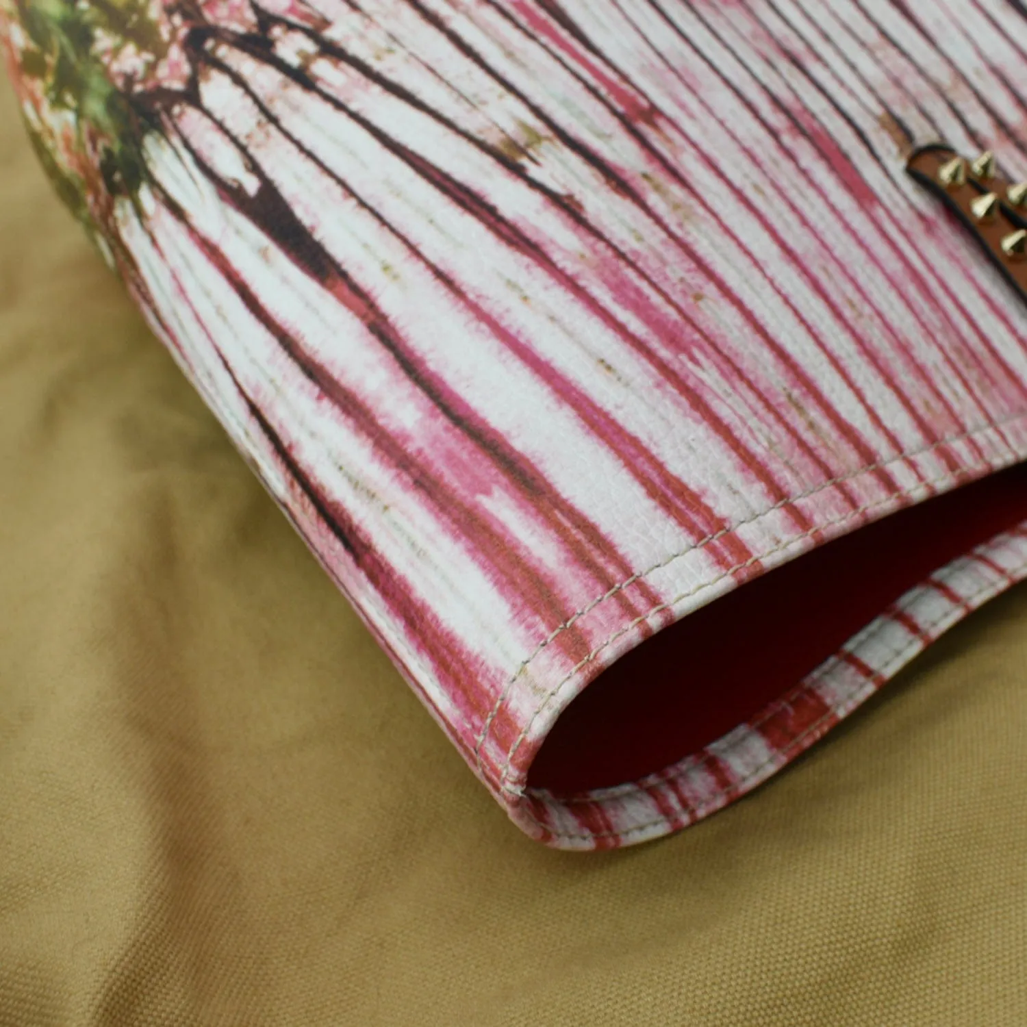 CHRISTIAN LOUBOUTIN Cabata East West Large Printed Leather Tote Bag Multicolor  - Hot Deals