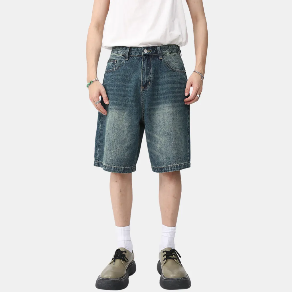 Clean Fit Shorts