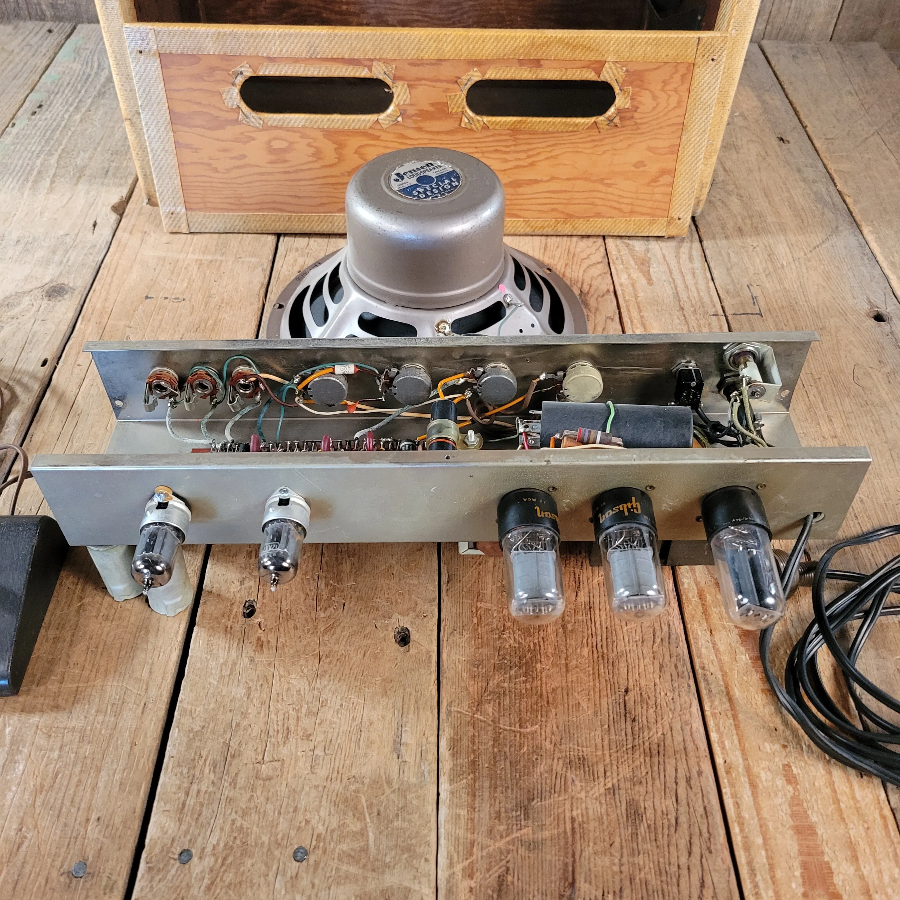 Gibson Explorer GA-18 Tweed Amp 1960
