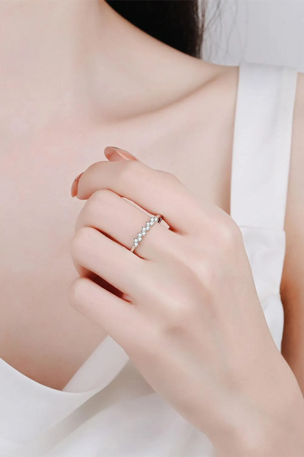 Hazel Blues® | Eye-Catching 925 Sterling Silver Moissanite Ring