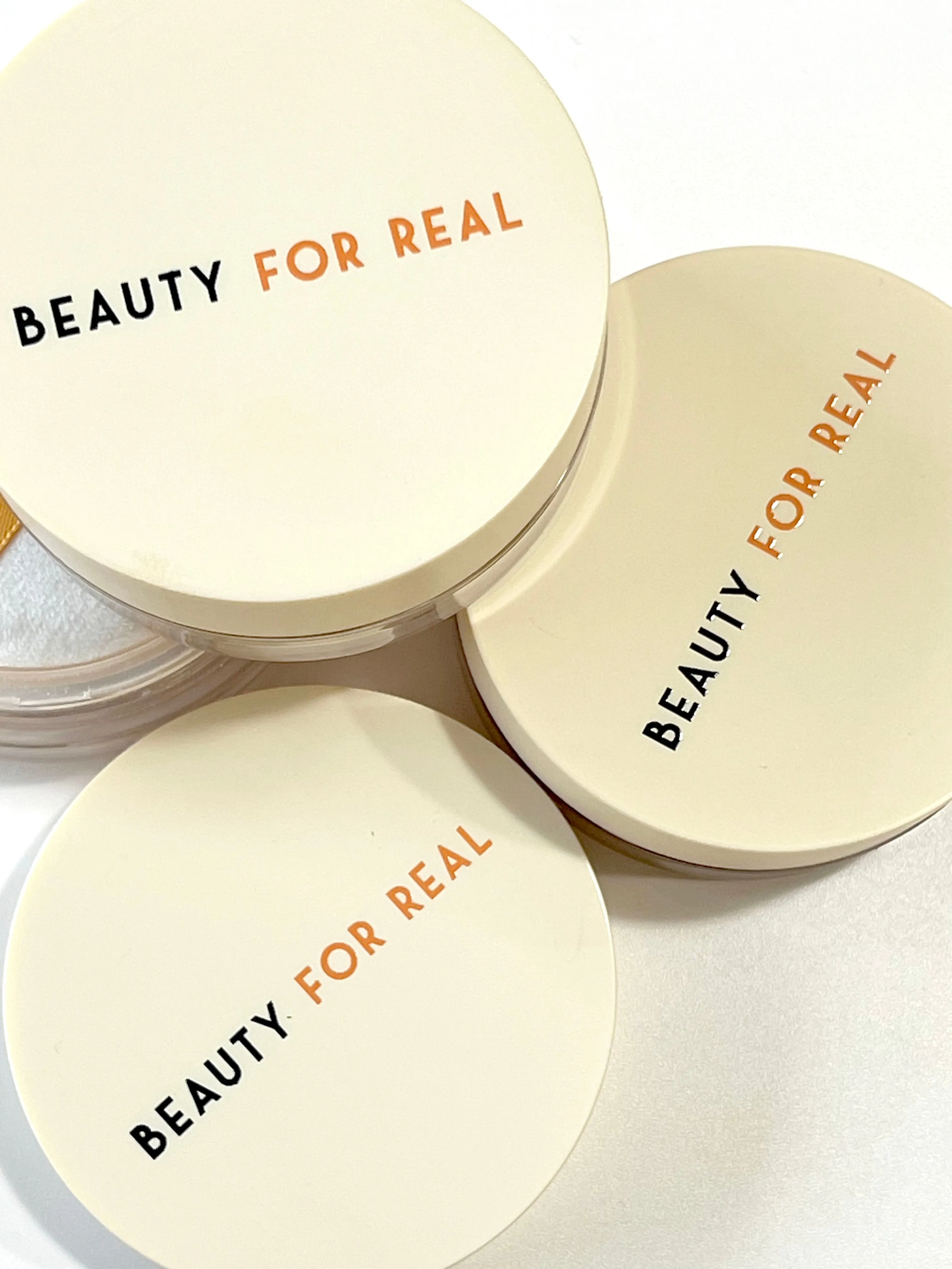 Hydra-Set Translucent Finishing   Brightening Powder