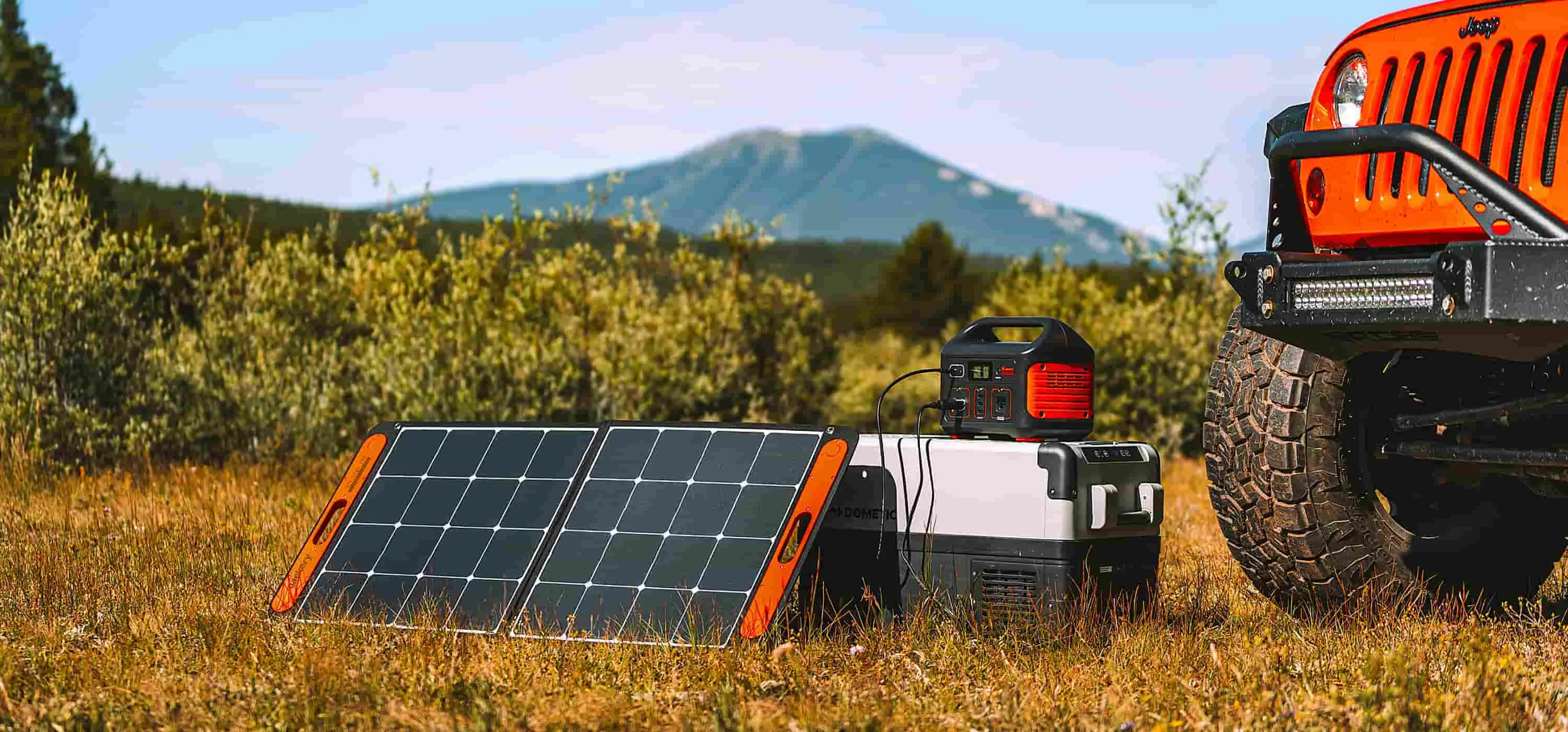 Jackery Solar Generator 500 Portable Power Kit (1*Explorer 500   1 * SolarSaga 100W)