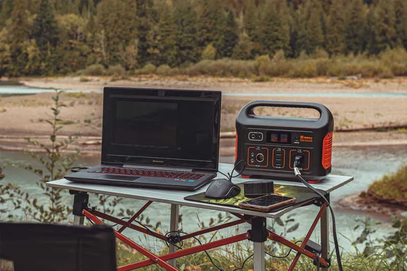 Jackery Solar Generator 500 Portable Power Kit (1*Explorer 500   1 * SolarSaga 100W)