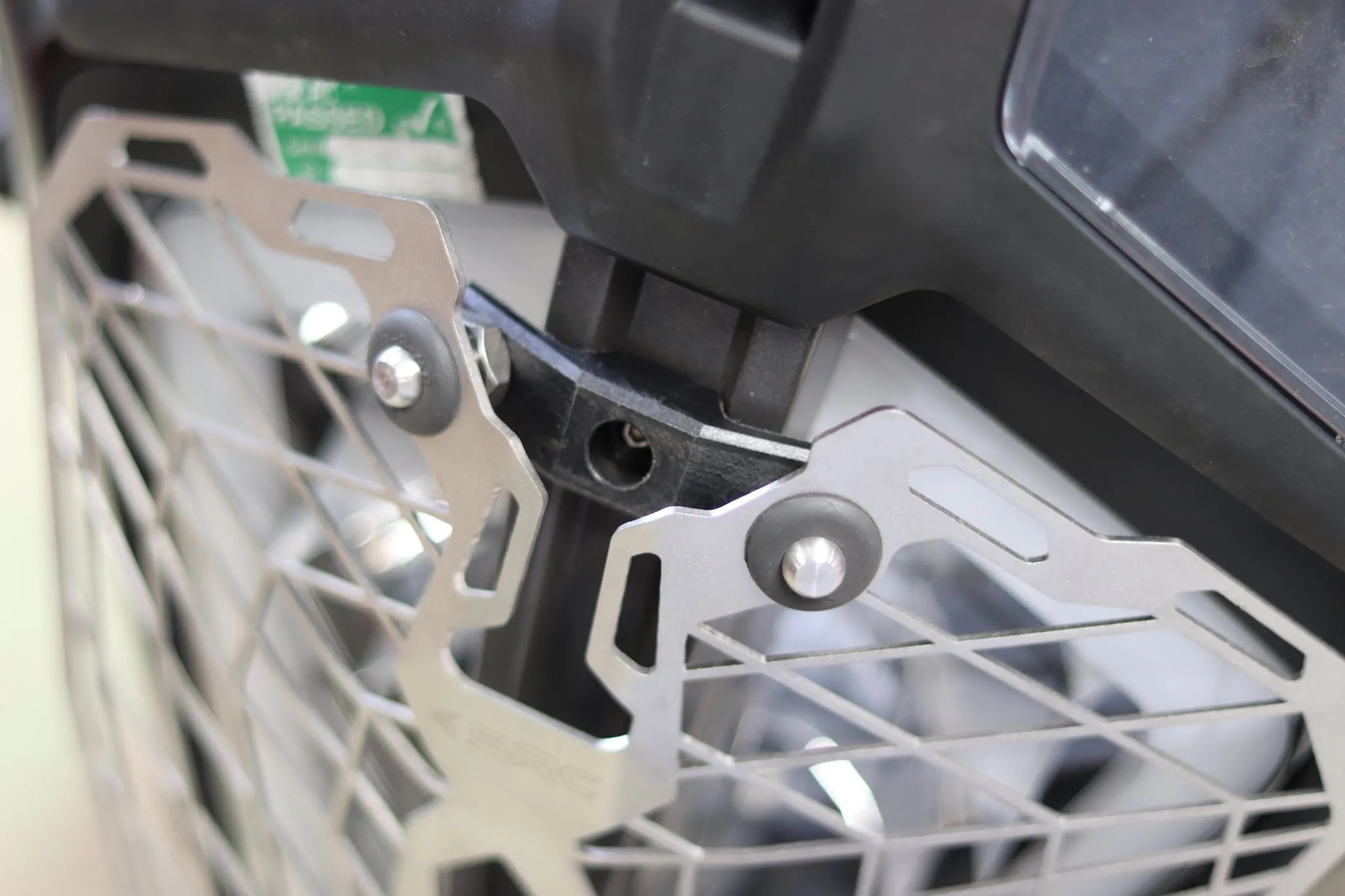 KTM 790/890 Headlight Guard