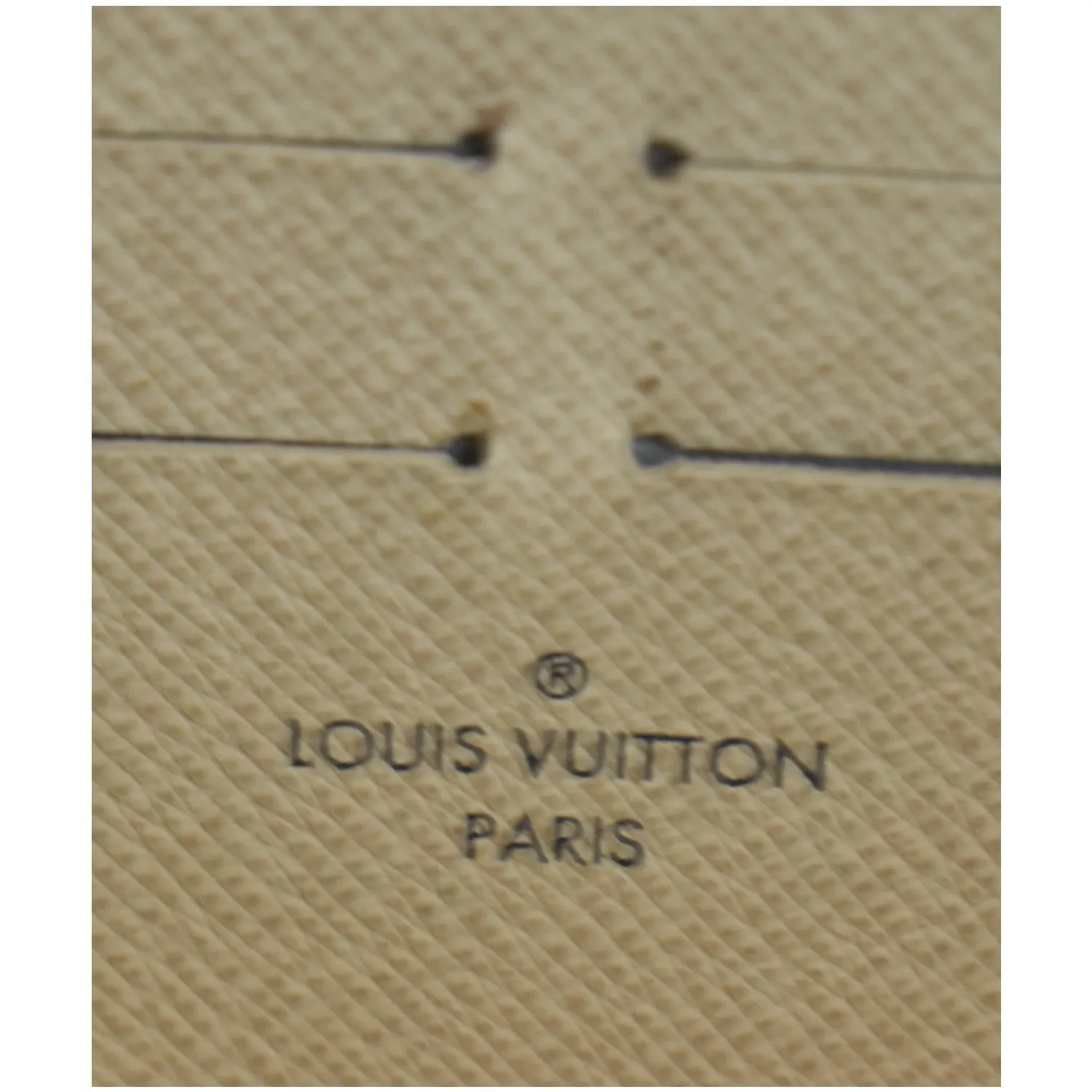 LOUIS VUITTON Damier Azur Zippy Long Wallet White