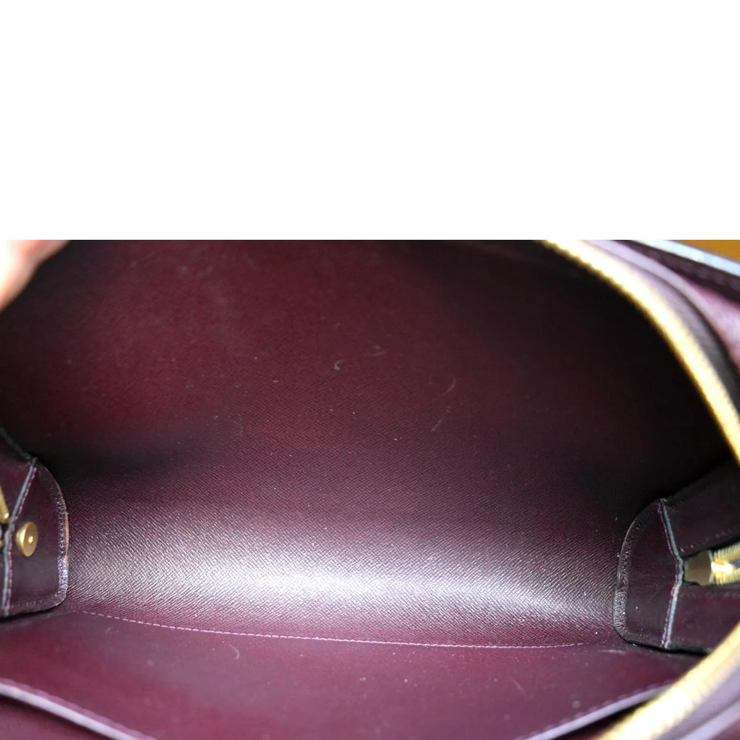 LOUIS VUITTON Orsay Taiga Leather Clutch Bag Purple