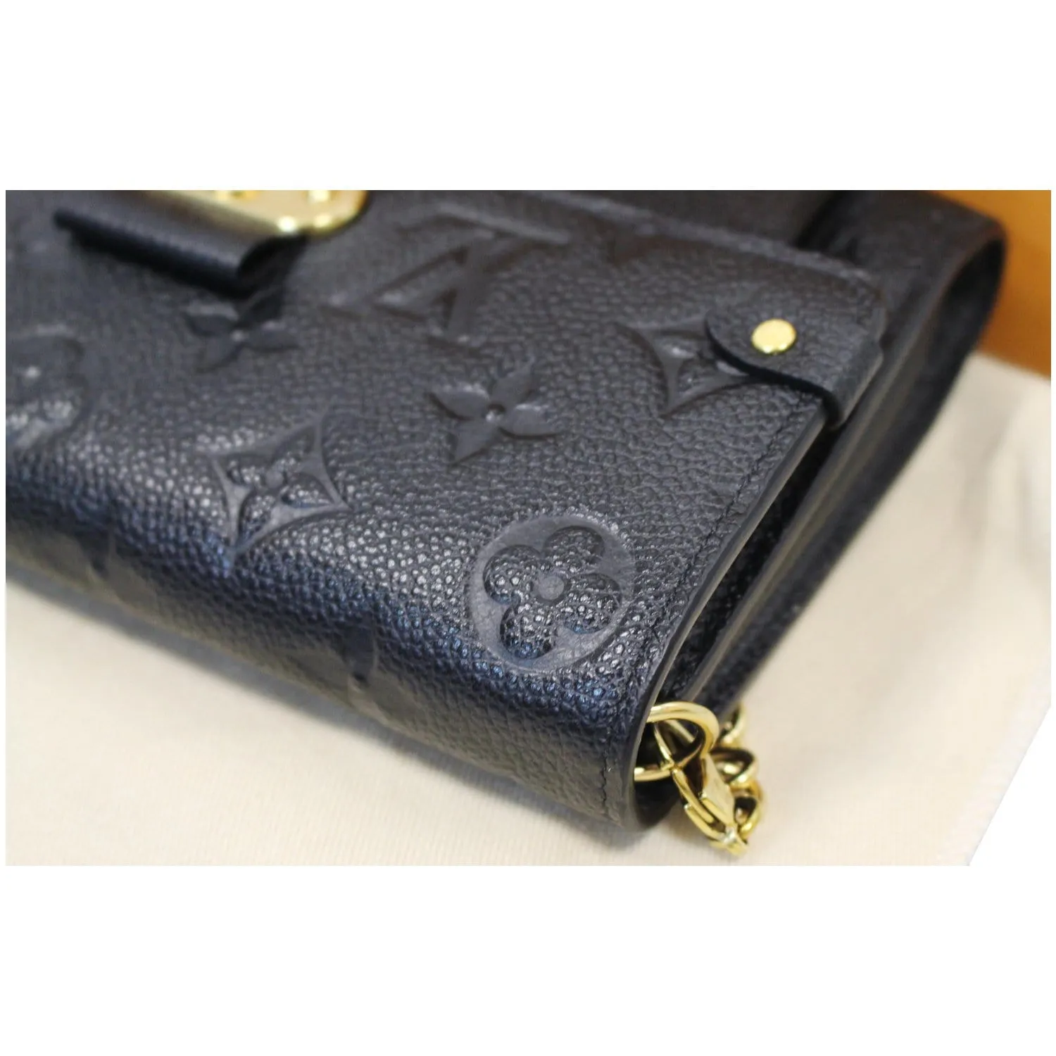 LOUIS VUITTON Vavin Monogram Empreinte Chain Wallet Black