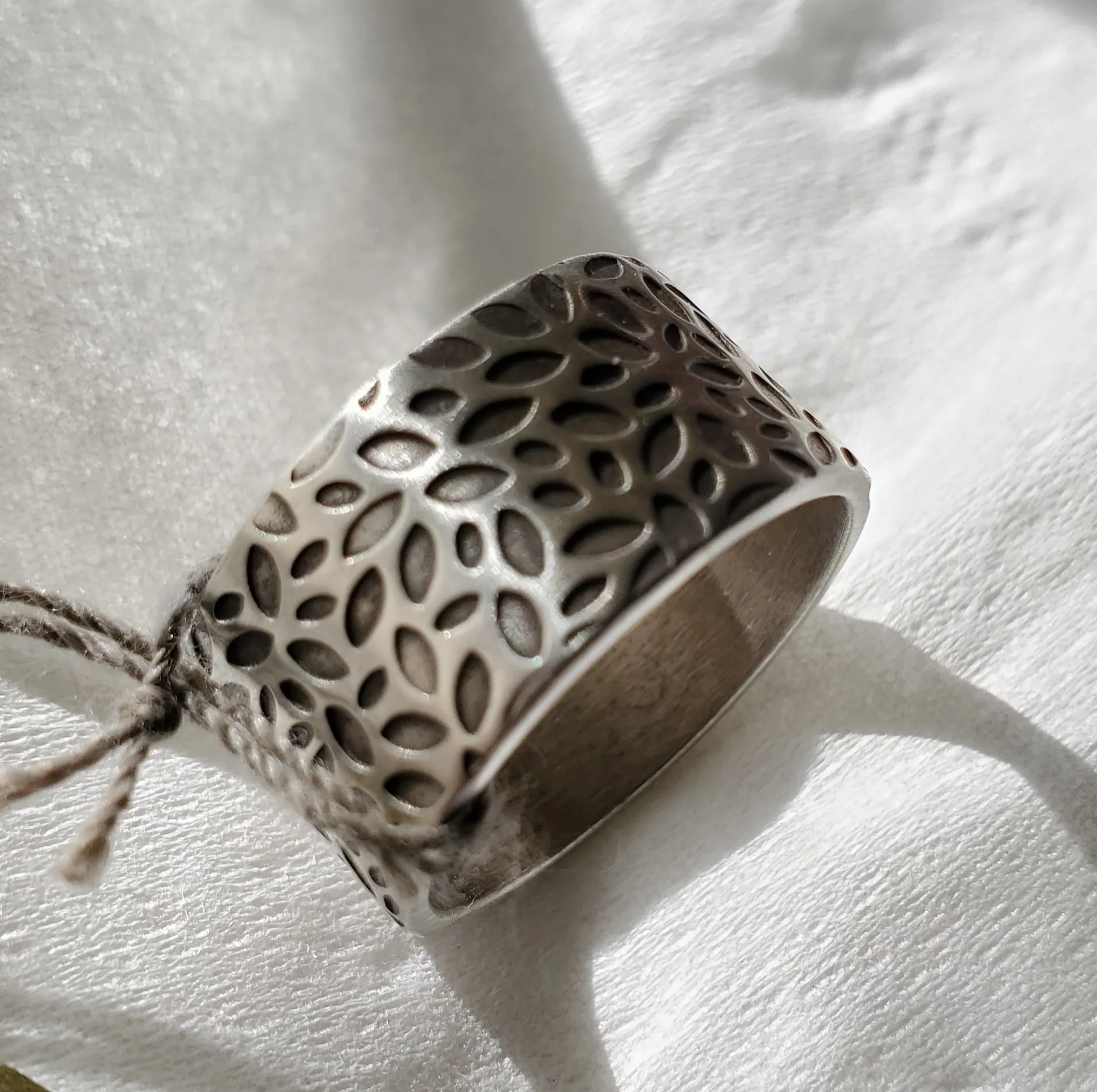 Martha Sullivan Wide Leaf Sterling Band