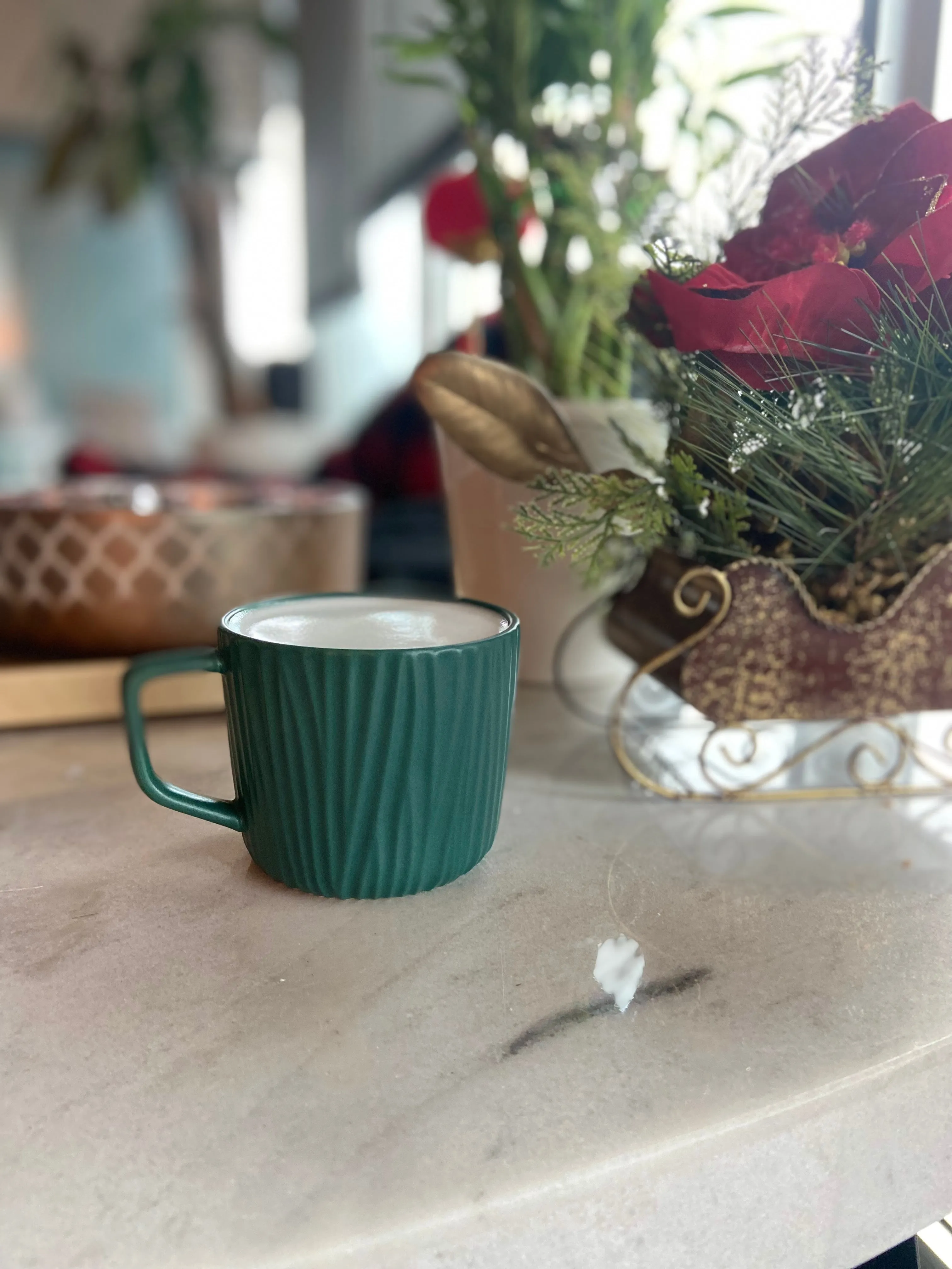 Minimal Verticle Design Mug - Coffee & Tea Cup - 10 oz