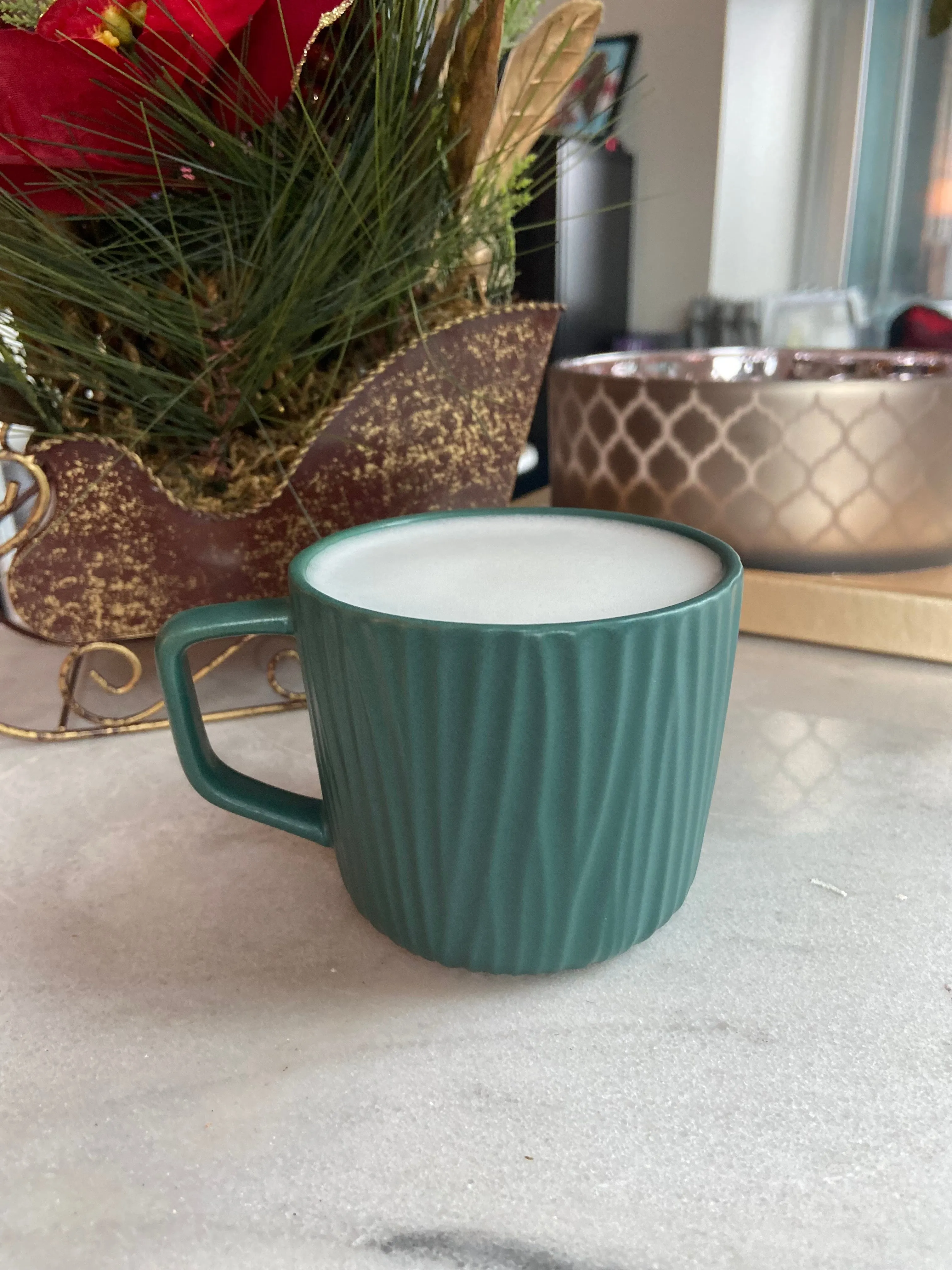 Minimal Verticle Design Mug - Coffee & Tea Cup - 10 oz