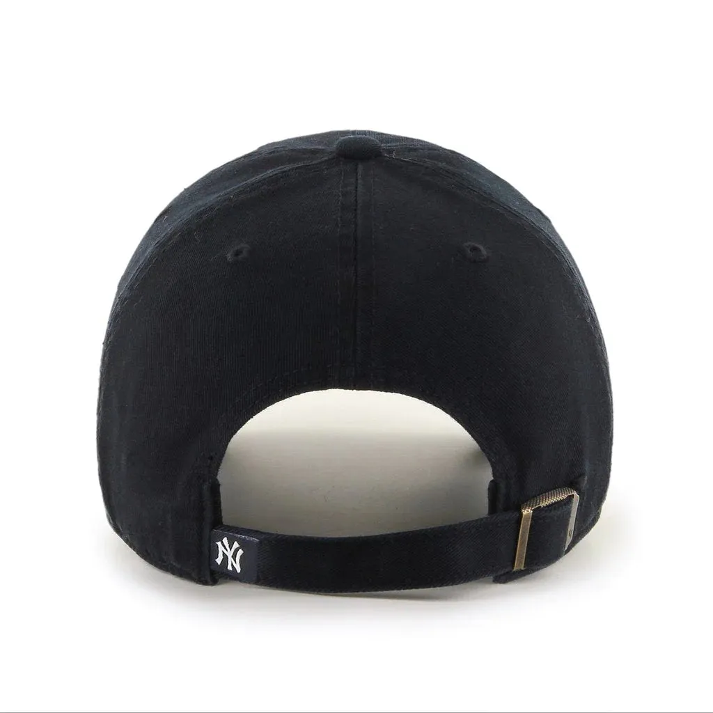 MLB 47 Clean Up Black On Black Cap