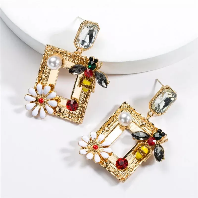 NAYA STATEMENT EARRINGS