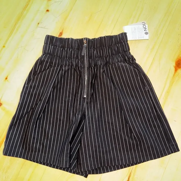 Noli Black Pinstripe Women's Shorts