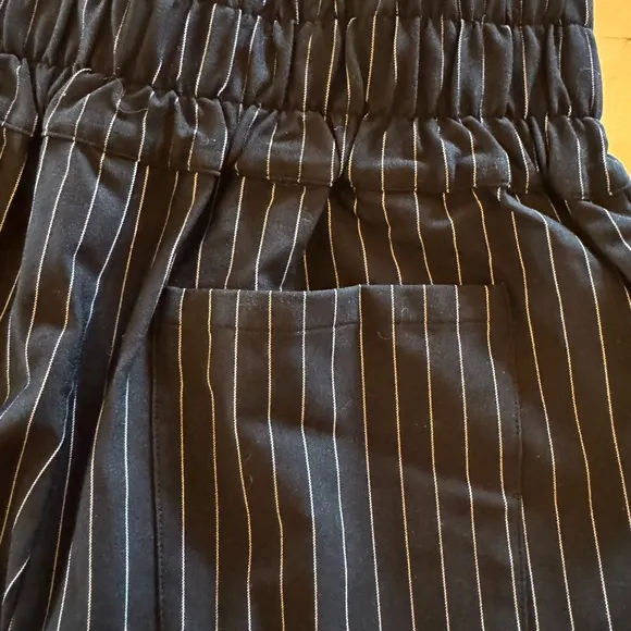 Noli Black Pinstripe Women's Shorts