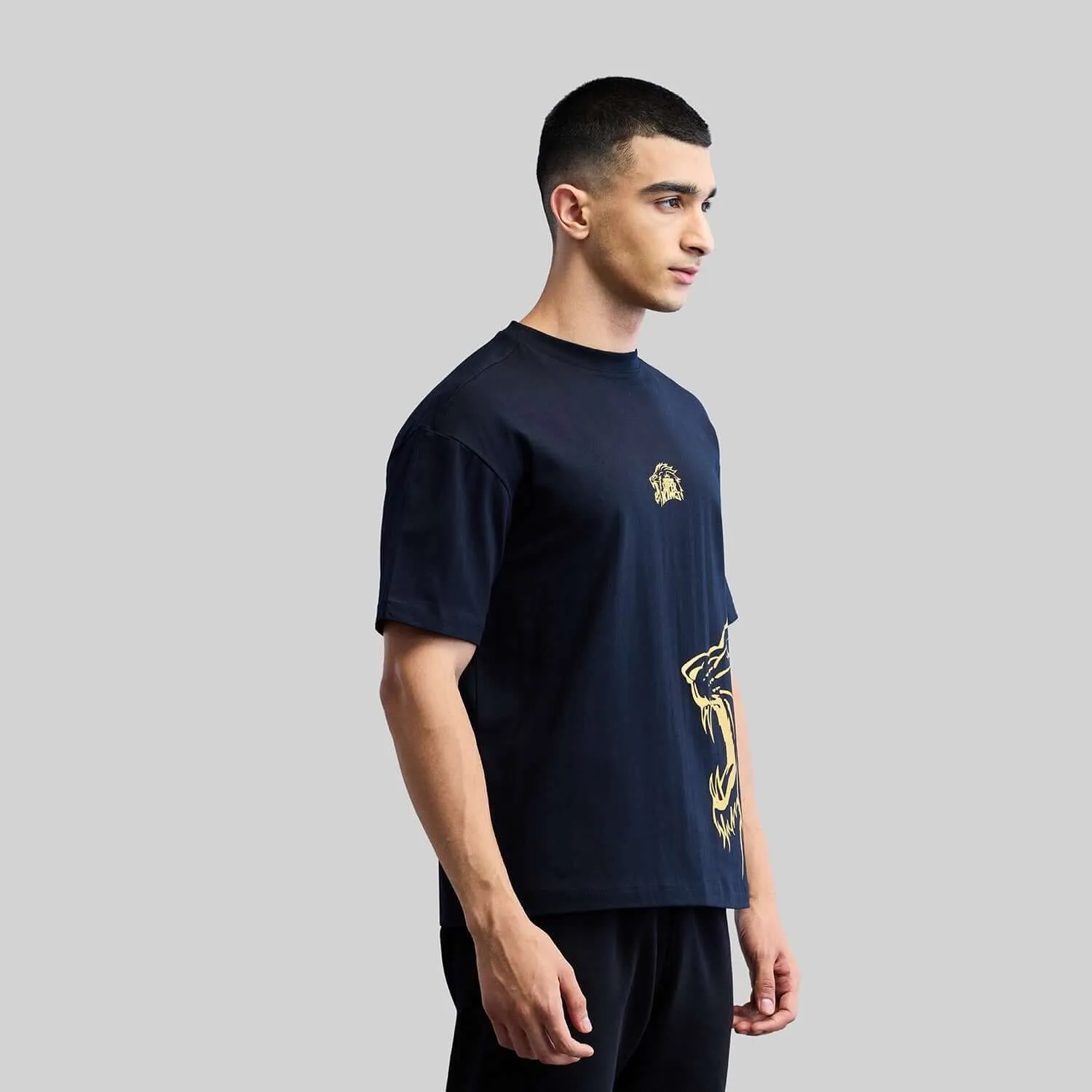 Official CSK Leo Men's Oversized T-shirt - Black