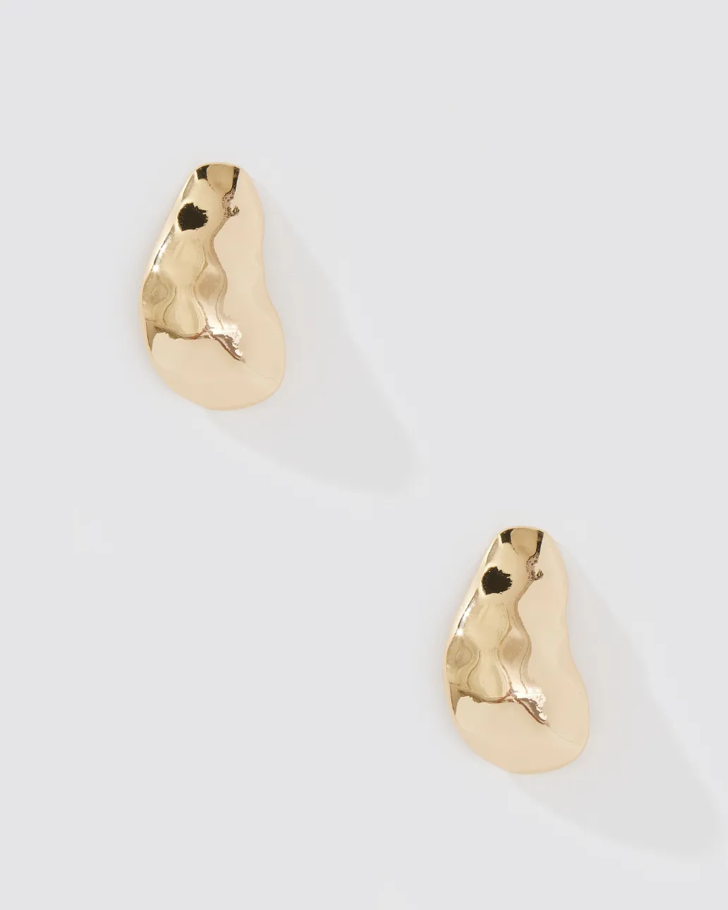 PEAR STATEMENT EARRING