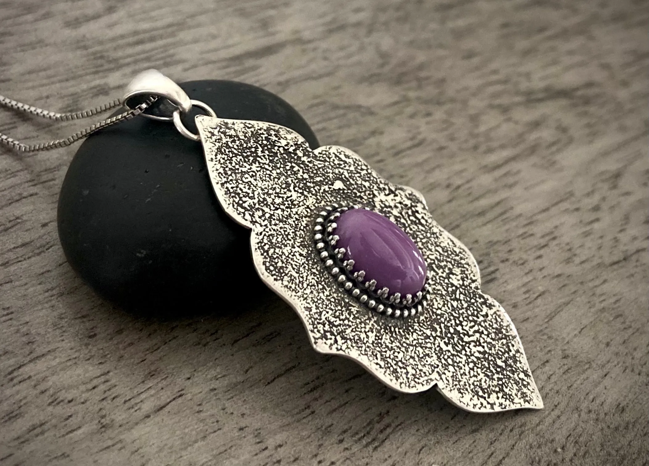Phosphosiderite Arabesque Pendant