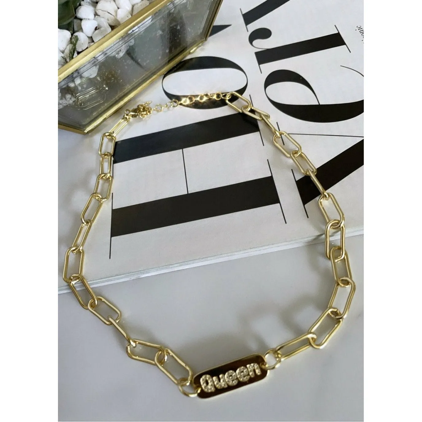Queen Link Necklace