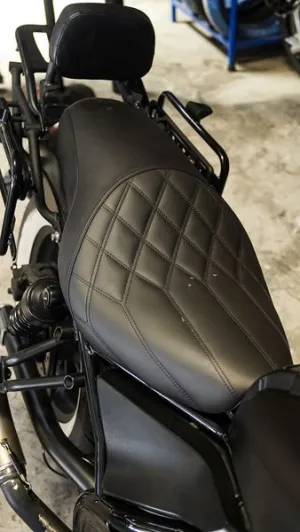 REBEL 500 COMFORT SEAT