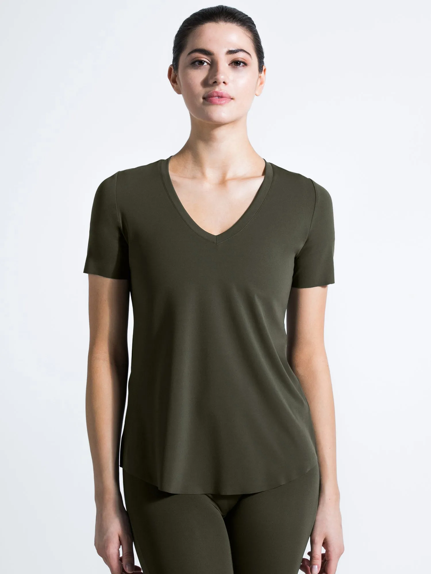 RELAXED NUDE TEE, DARK GREEN