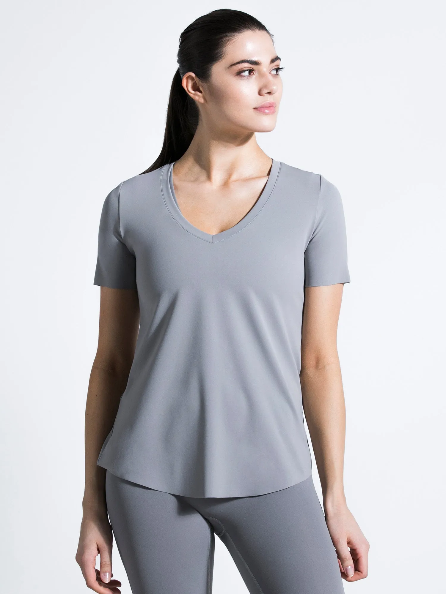 RELAXED NUDE TEE, LUNAR GREY