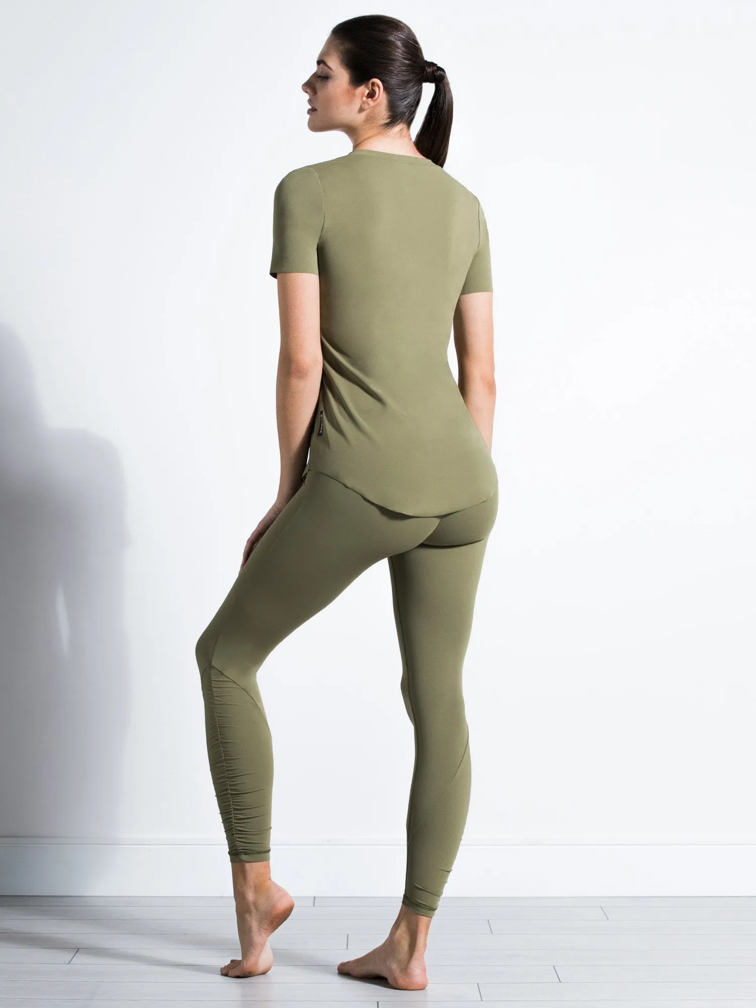 RELAXED NUDE TEE, SAGE