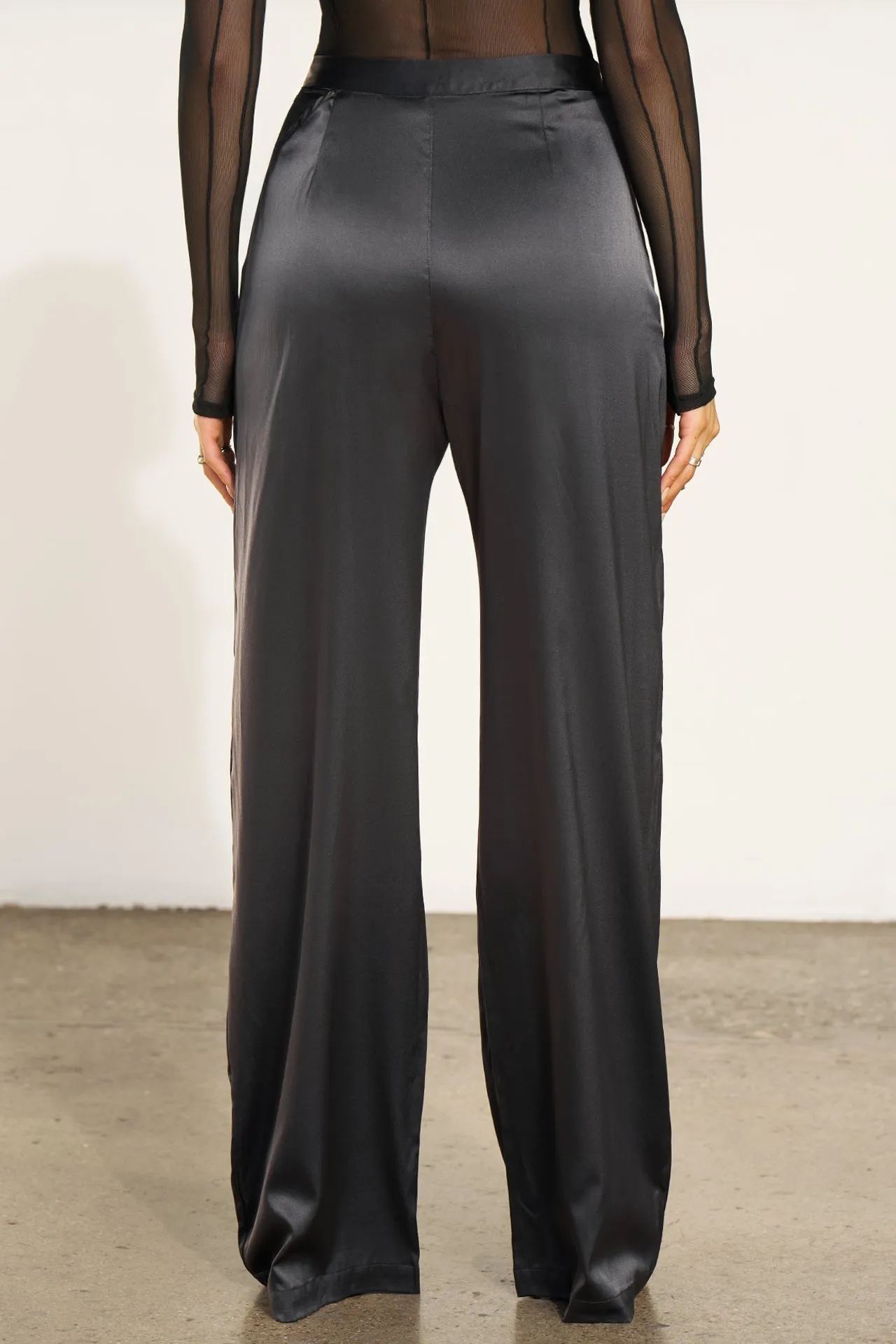 Relaxed Silk Trouser