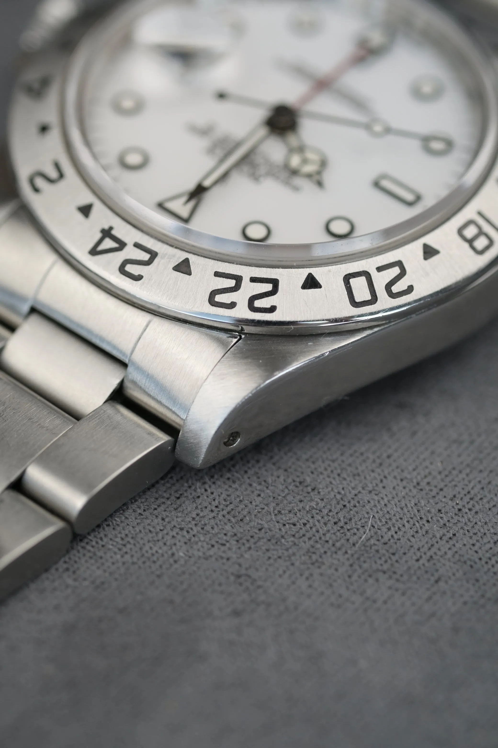 Rolex Explorer 2 16570 Polar - 1991