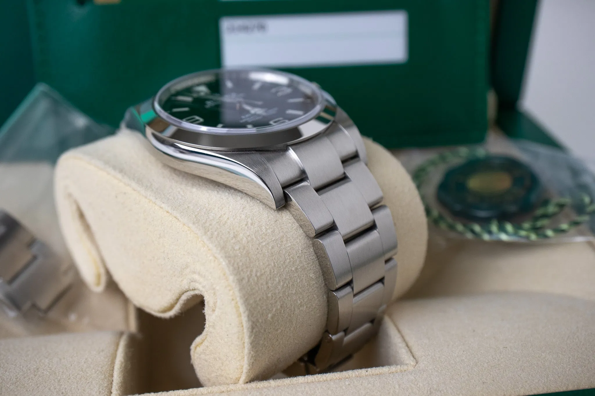 Rolex Explorer I 214270