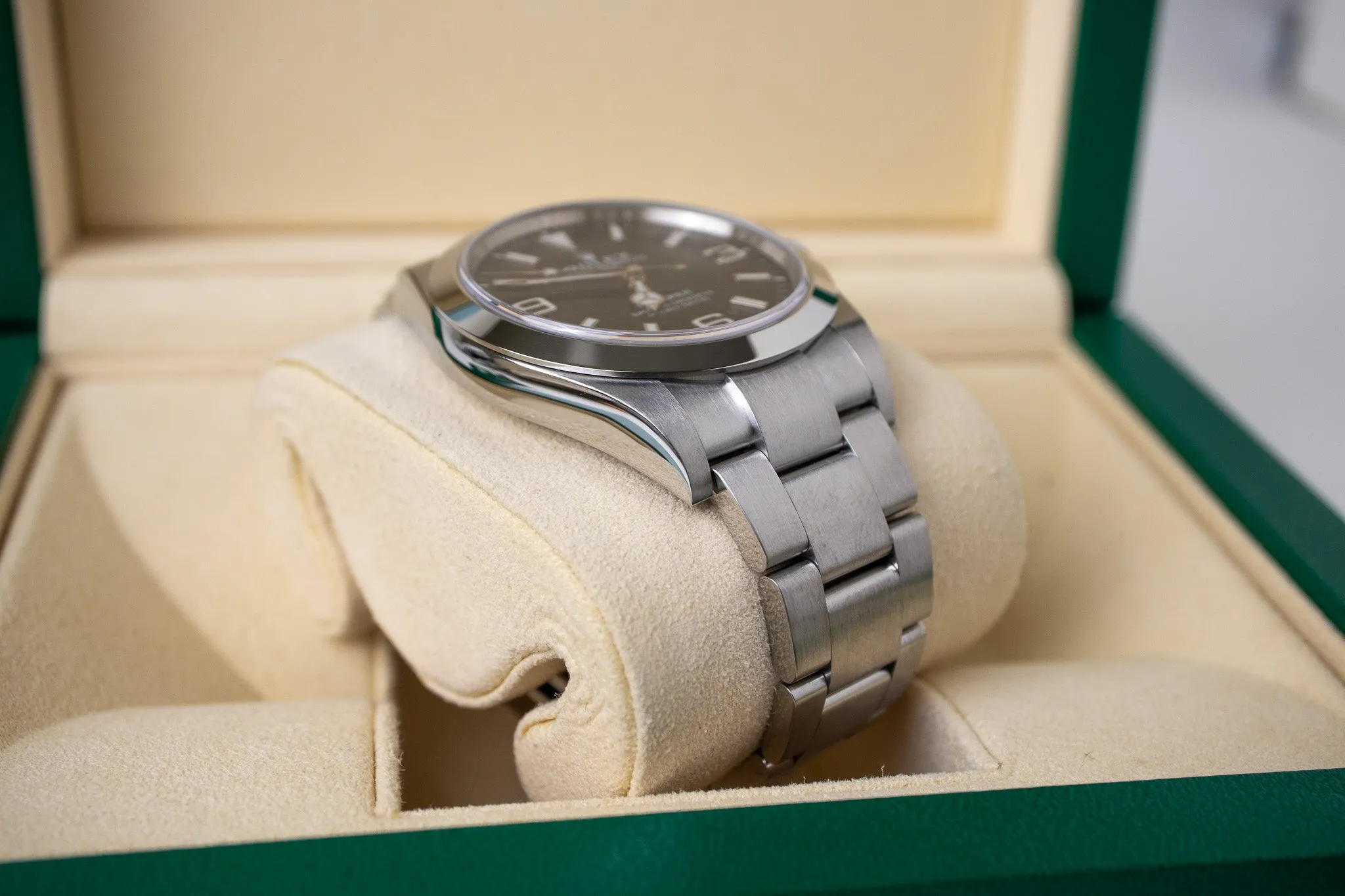 Rolex Explorer I 214270