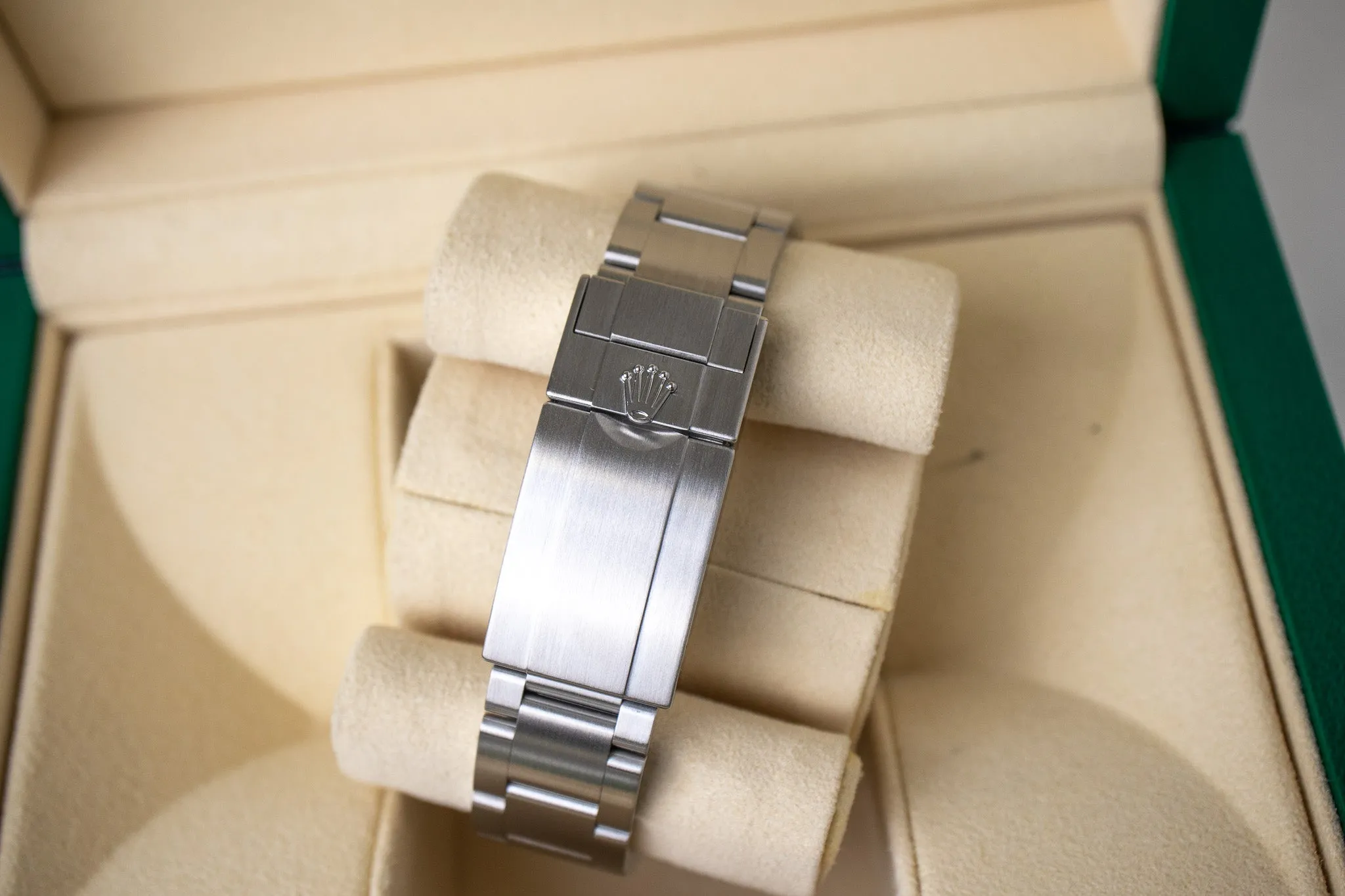 Rolex Explorer I 214270