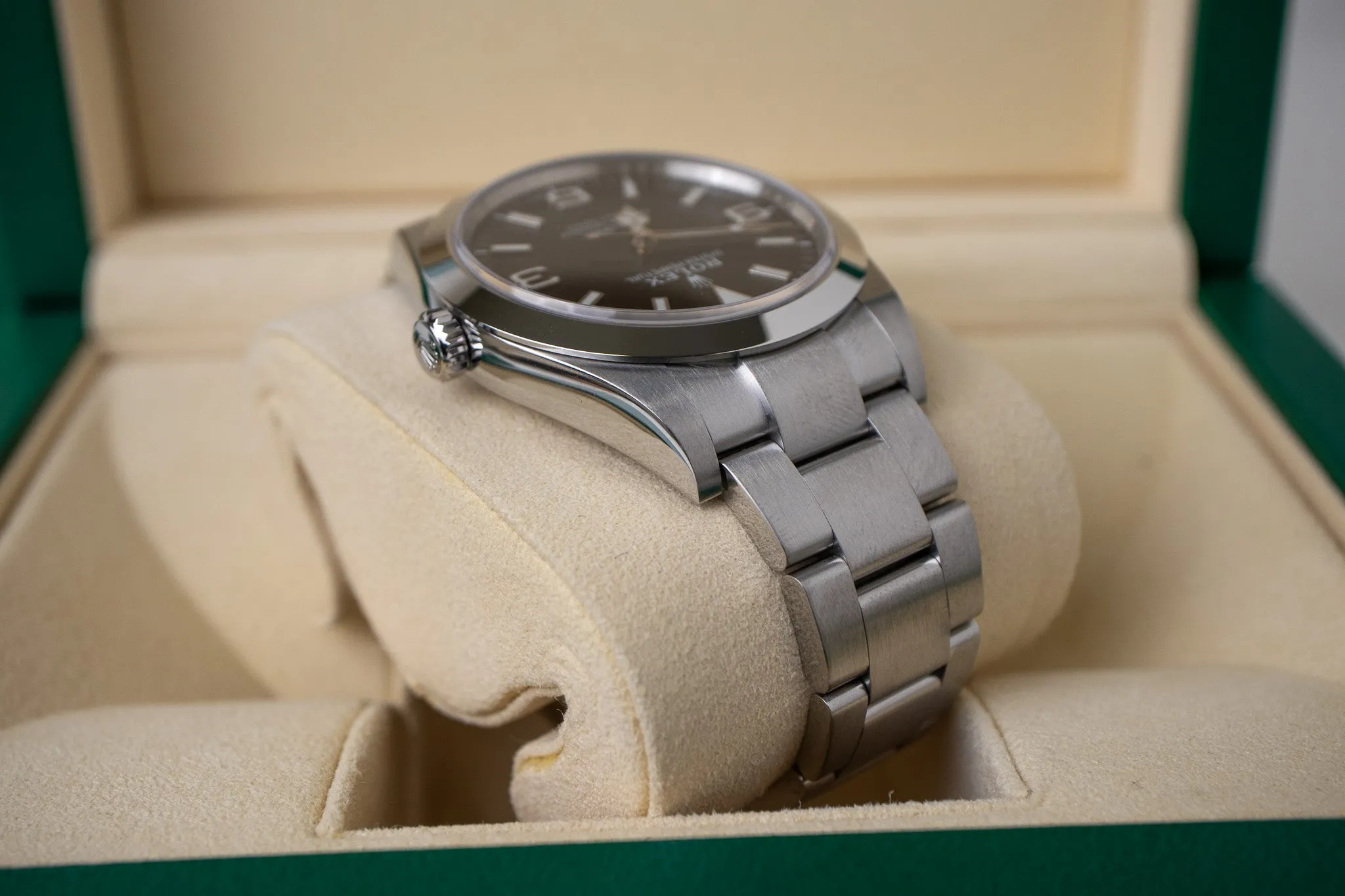 Rolex Explorer I 214270