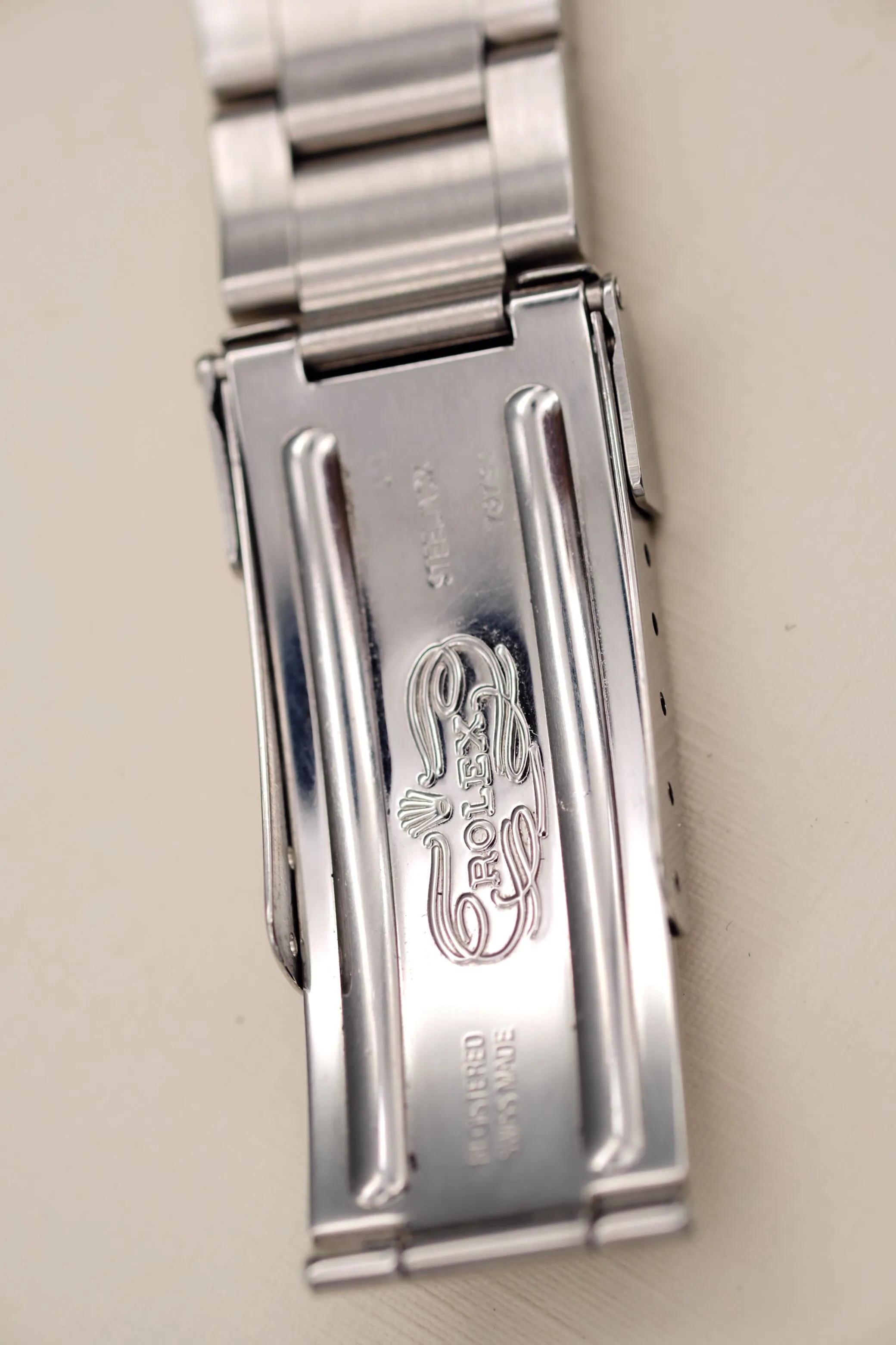 Rolex Explorer ii 16570 'Polar' Swiss Only Dial - 1999