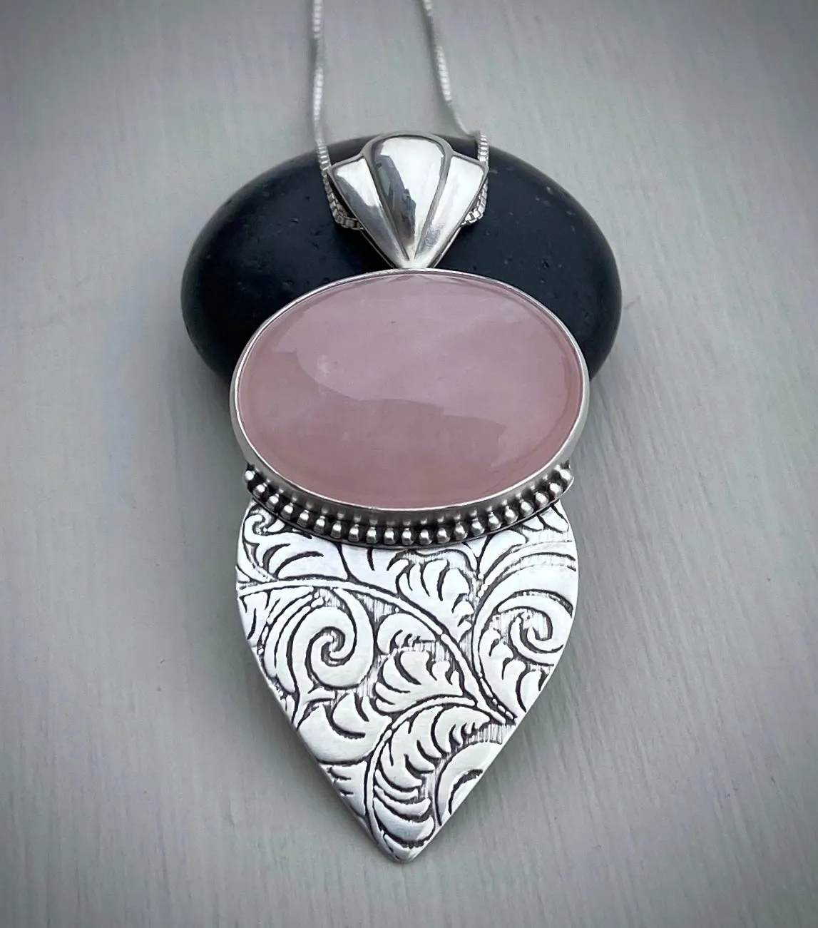 Rose Quartz Flourish Pendant