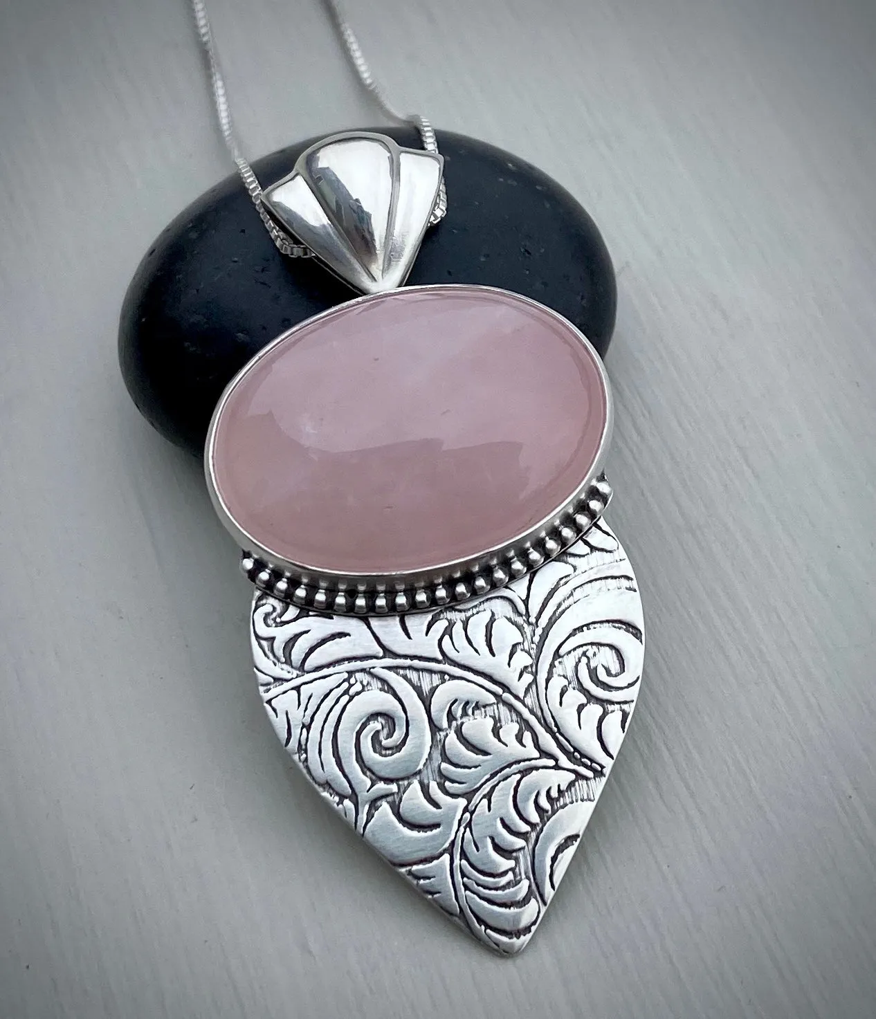 Rose Quartz Flourish Pendant