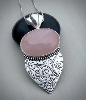 Rose Quartz Flourish Pendant
