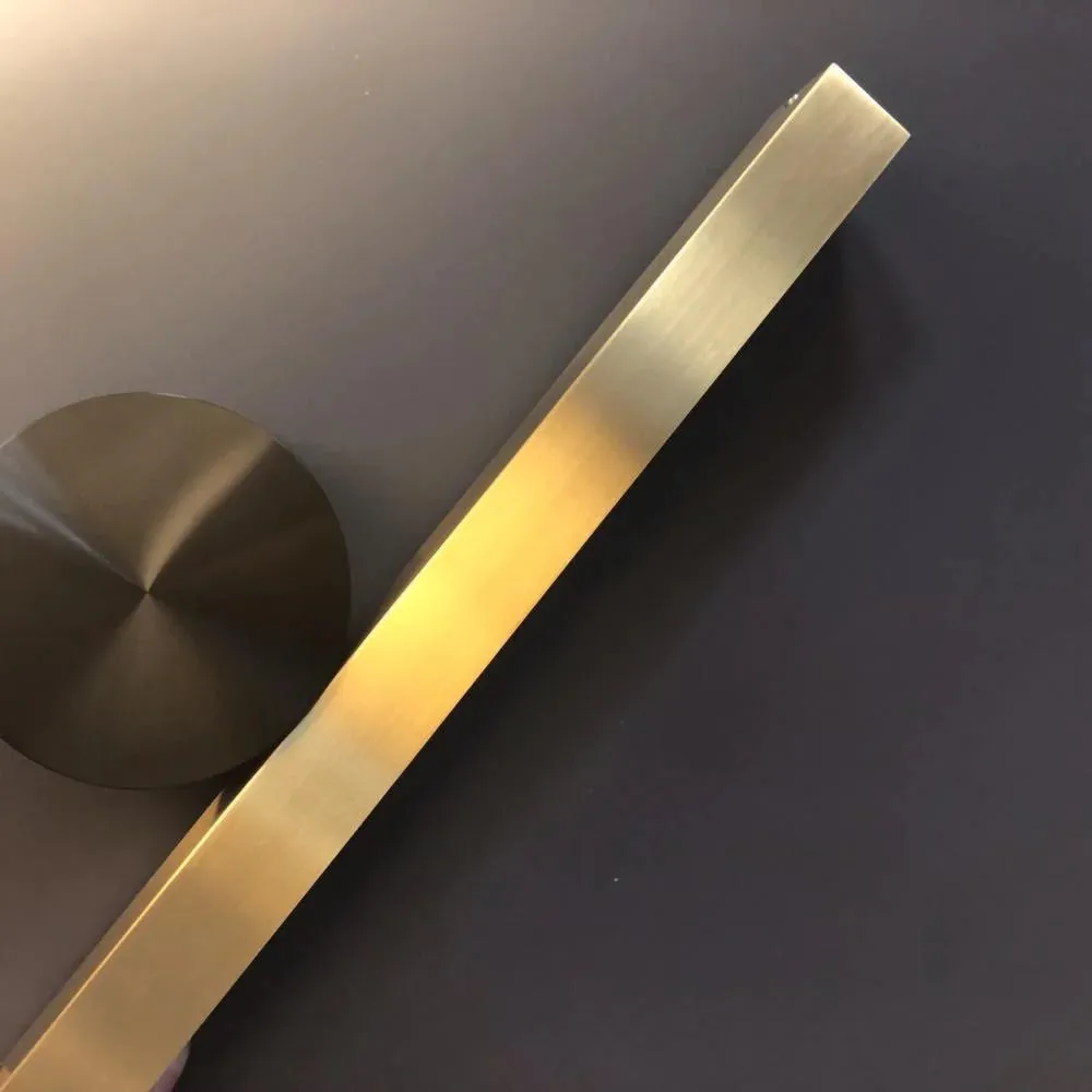 Simple Carl Wall Lamp